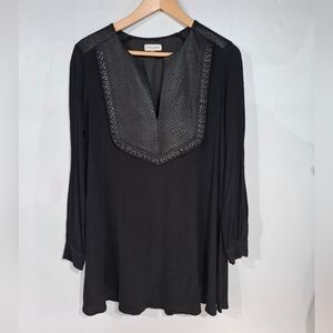 Liberty Garden Black Shift Tunic Long Sleeve Womens Size S Panel Animal Print